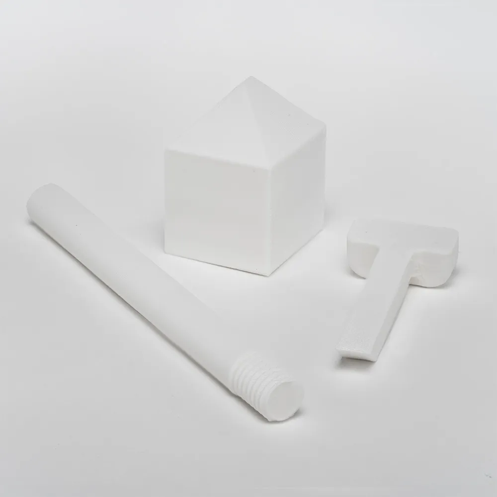 [HKP0052] Hjælper til Gummiapan "Mini Hus"